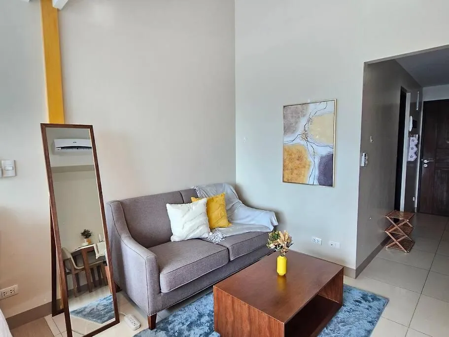 One Uptown In Bgc Chic & Trendy 1Br 200Mbps Fiber Apartamento Manila