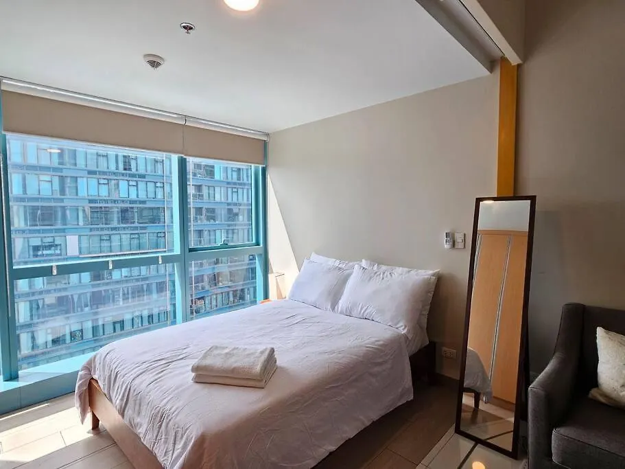 One Uptown In Bgc Chic & Trendy 1Br 200Mbps Fiber Apartment Manila 0*,  Philippines
