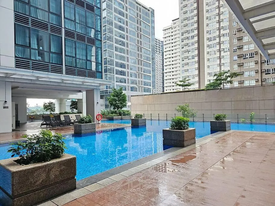 One Uptown In Bgc Chic & Trendy 1Br 200Mbps Fiber Apartment Manila