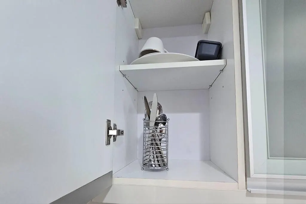 One Uptown In Bgc Chic & Trendy 1Br 200Mbps Fiber Apartment Manila